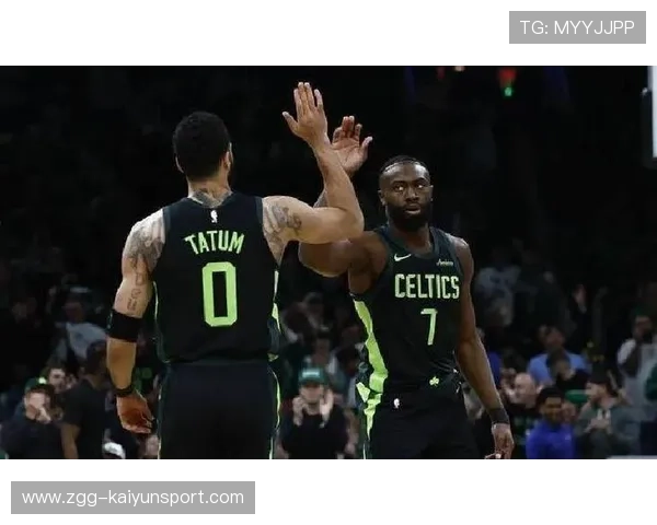 布朗关键三分，凯尔特人进攻带来绝对压力